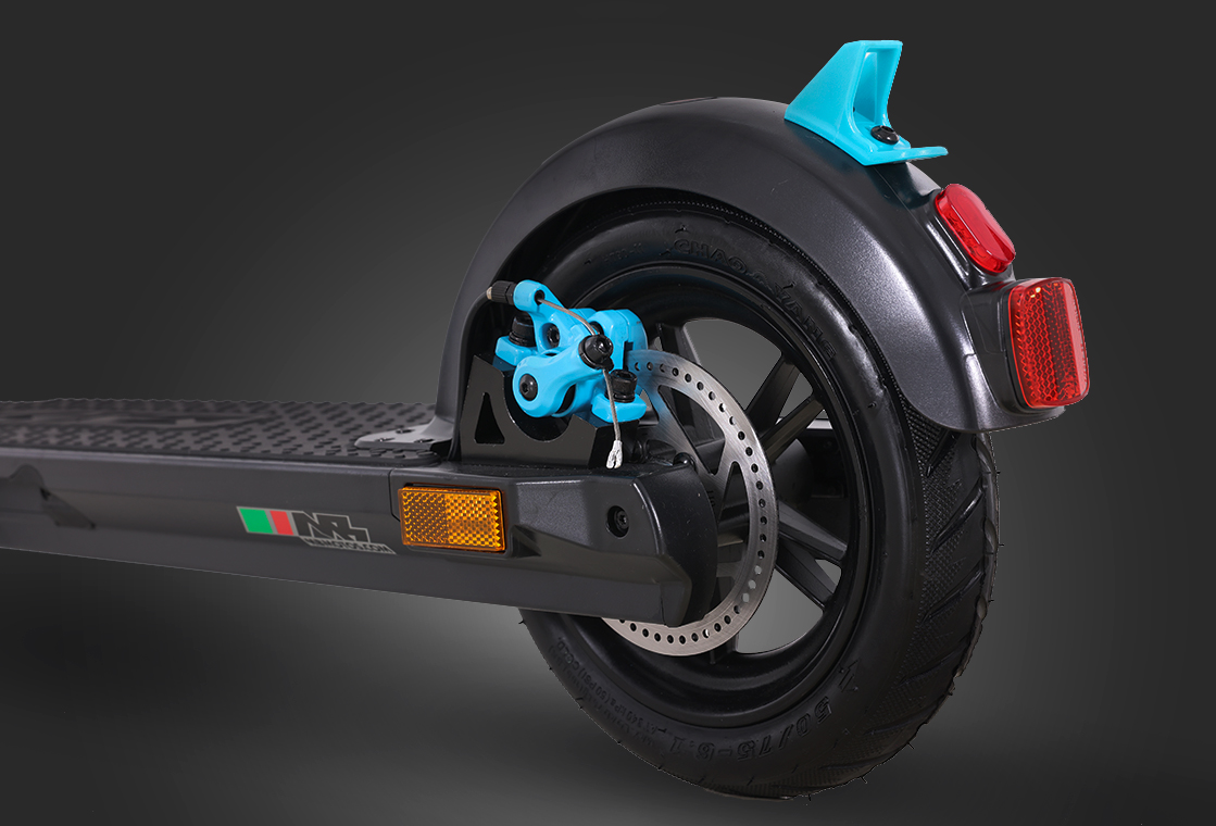 AXS Scooter 450 Detalles frenos de disco Interiores web