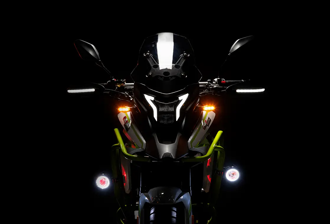 MB-Singl-Performance-GRANT-Section6-img2-min