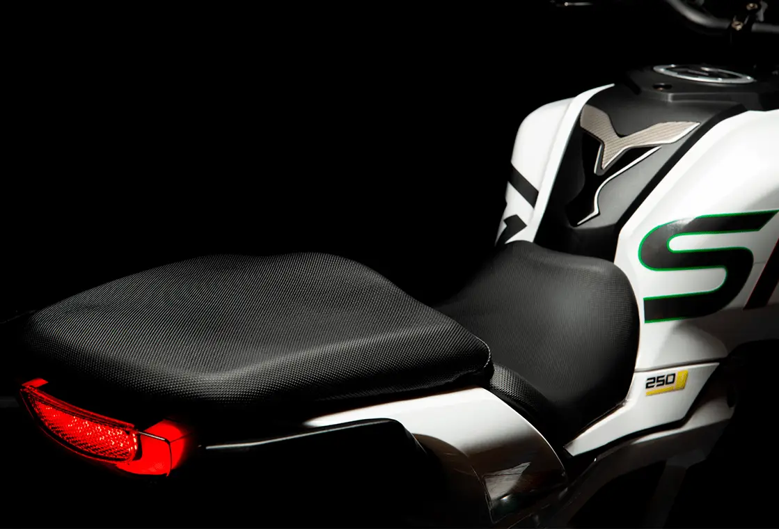 MB-Singl-Performance-SF501250-Section6-img2-min