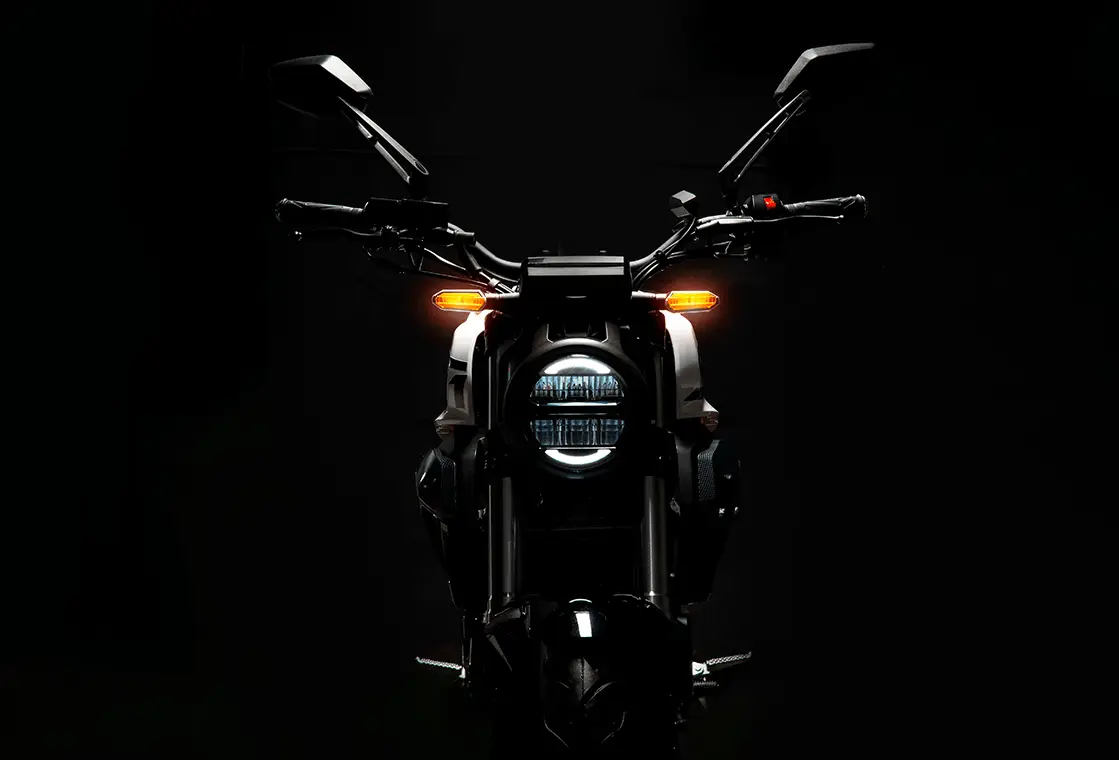 MB-Singl-Performance-SF501250-Section6-img3-min