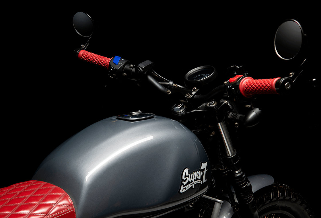 MB-Singl-Performance-SUPER7-Section6-img3-min