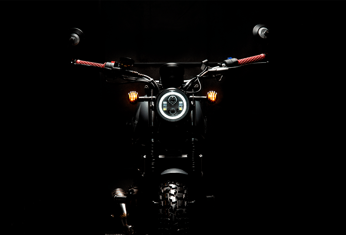 MB-Singl-Performance-SUPER7-Section6-img4-min