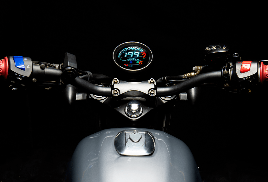 MB-Singl-Performance-SUPER7-Section6-img5-min