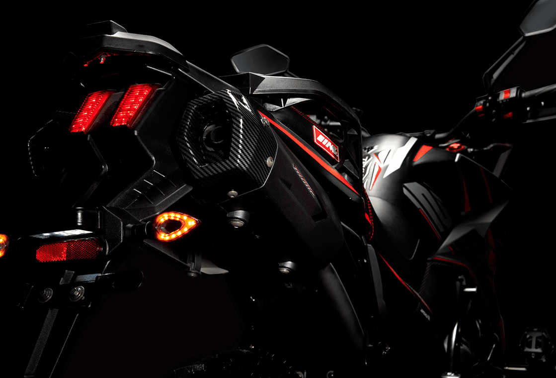 MB-Singl-Performance-TEKKEN250-Section6-img2