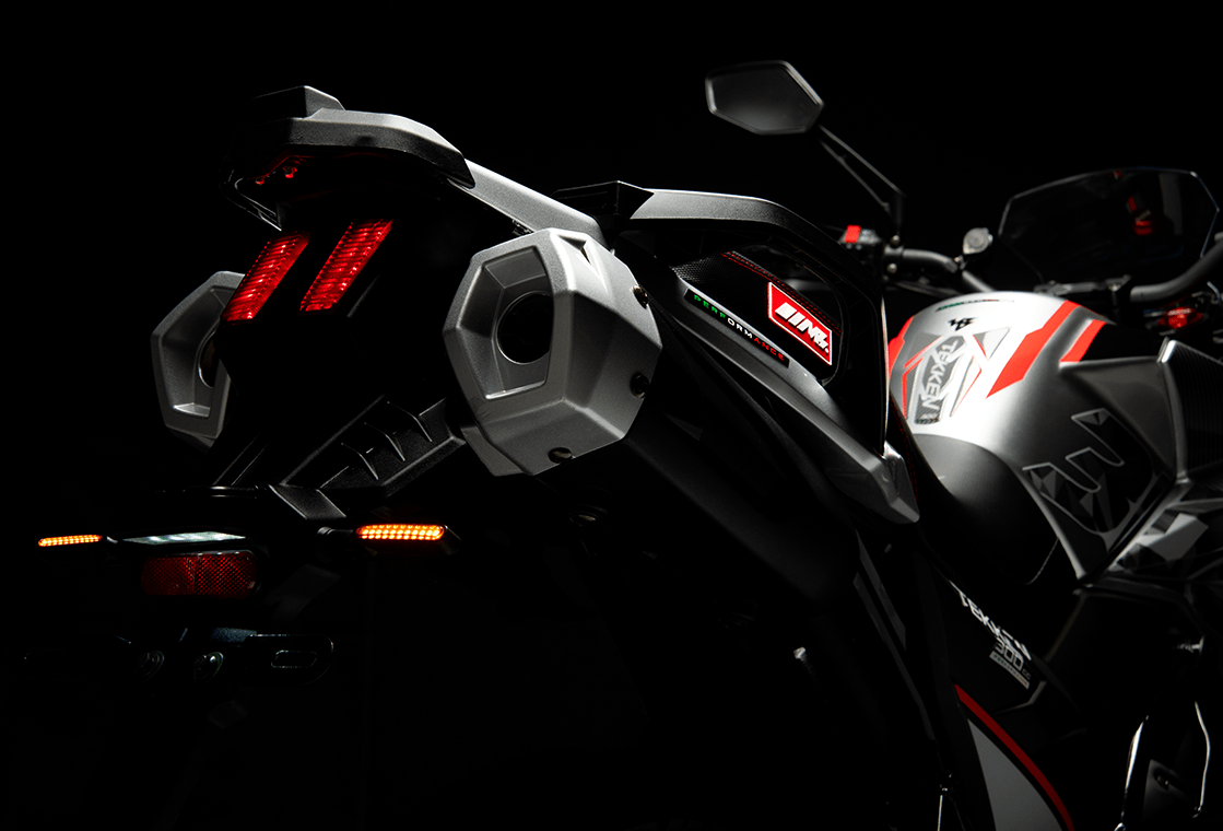 MB-Singl-Performance-TEKKEN300-Section6-img2-min