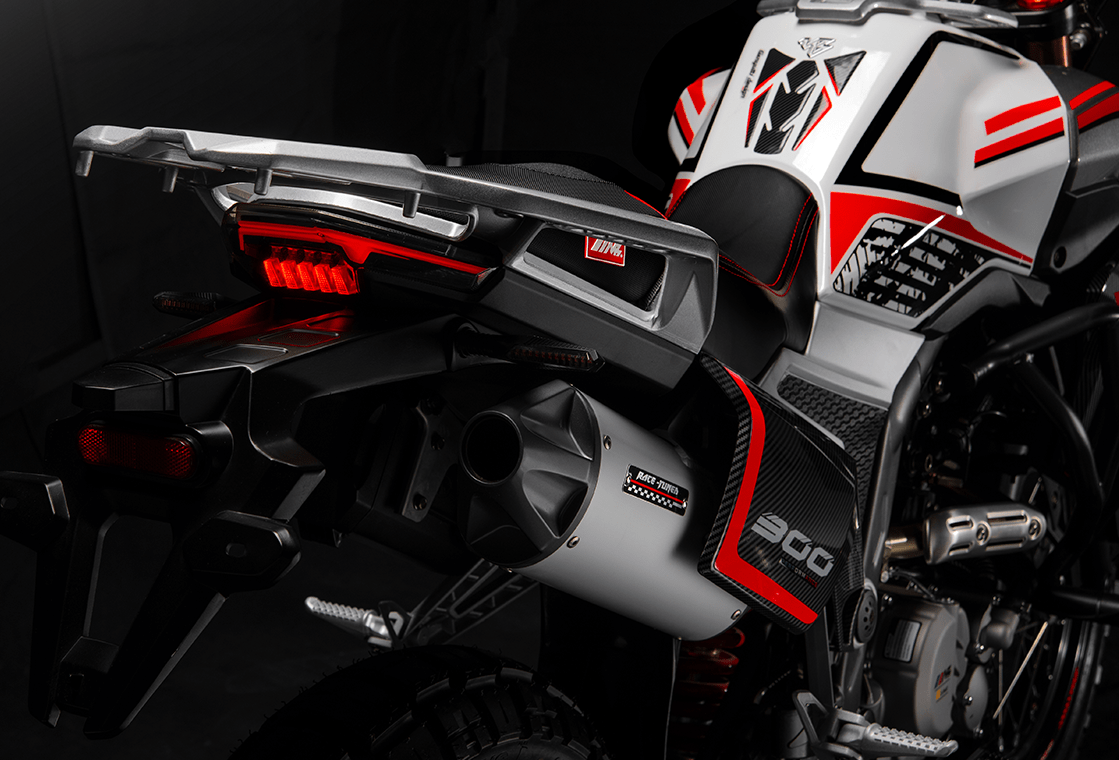 MB-Singl-Performance-XROAD-Section6-img8-min